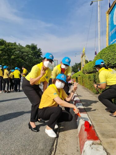 พมจ.นนทบุรี ร่วมกิจกรรมจิตอาสา “รู้รักสามัคคี รักษ์สิ่งแวดล้อม พัฒนาคุณภาพชีวิต” เนื่องในวัน พ่อแห่งชาติ